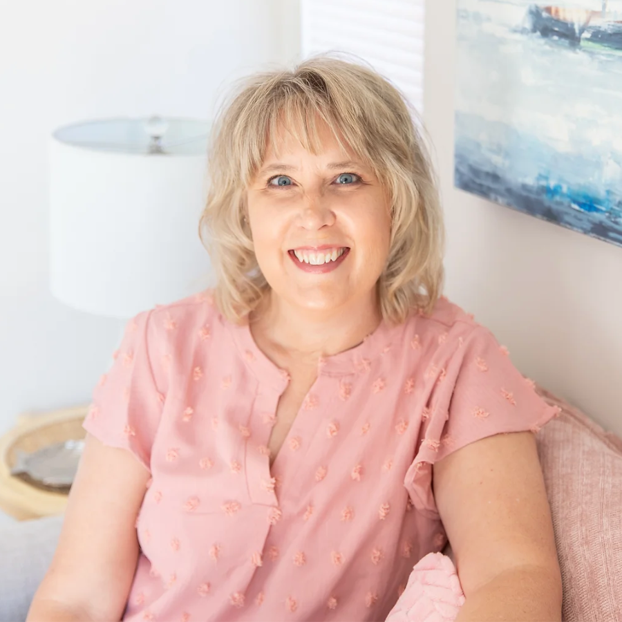 Ep. 35: Navigating the World of Vacation Rentals with Suzanne Hacker of Welcoming Wow